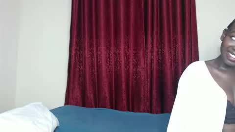 Snapshot of sexy_mistress5 chatting on 10-25-25, 08:03 sexy online show from 10-25-25, 08:03