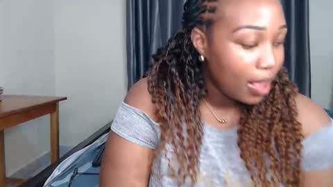 Snapshot of sexy_mistress5 chatting on 11-10-25, 09:03 sexy online show from 11-10-25, 09:03