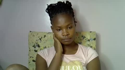 Molyne online show from 02-16-26, 06:04