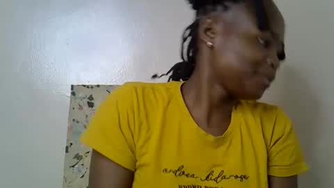 Molyne online show from 03-08-26, 04:27