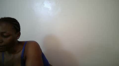 sexy_muna2 online show from 05-12-26, 12:35