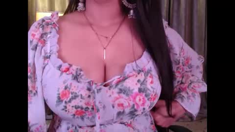 Snapshot of sexy_myra18 chatting on 11-09-25, 05:39 myra online show from 11-09-25, 05:39