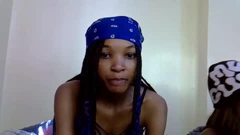 Snapshot of sexy_narohah chatting on 09-17-25, 06:48 Narohah online show from 09-17-25, 06:48