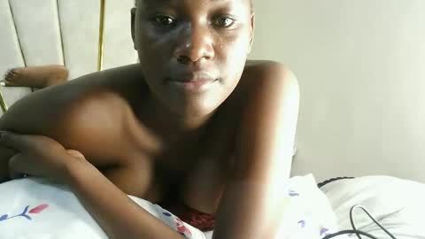 Snapshot of sexy_nyla chatting on 03-11-26, 11:27 Nyla online show from 03-11-26, 11:27