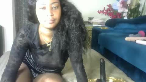 Snapshot of sexy_pigeon chatting on 04-17-26, 12:19 sexy pigeon online show from 04-17-26, 12:19