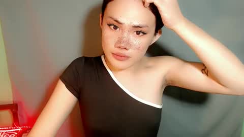 Snapshot of sexy_rc18 chatting on 03-10-25, 12:48 RC online show from 03-10-25, 12:48
