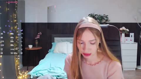 Annie - Your Dream Girl online show from 02-25-25, 05:19