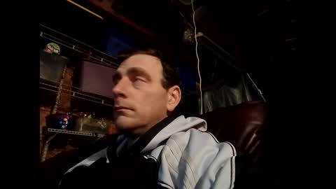 Snapshot of sexy_richy chatting on 11-02-25, 09:50 RICHY online show from 11-02-25, 09:50