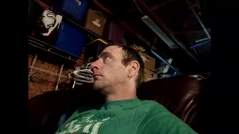 Snapshot of sexy_richy chatting on 05-27-26, 11:29 RICHY online show from 05-27-26, 11:29