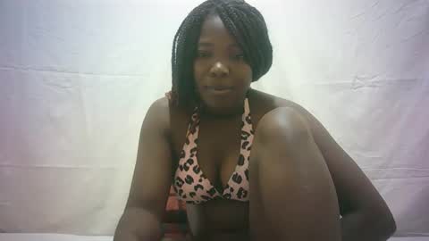 Snapshot of sexy_sandrah chatting on 03-10-25, 06:45 sexy_sandrah online show from 03-10-25, 06:45