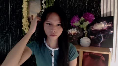 Snapshot of sexy_shanee chatting on 07-23-26, 04:32 shane online show from 07-23-26, 04:32