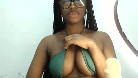 naomi online show from 01-12-25, 06:39