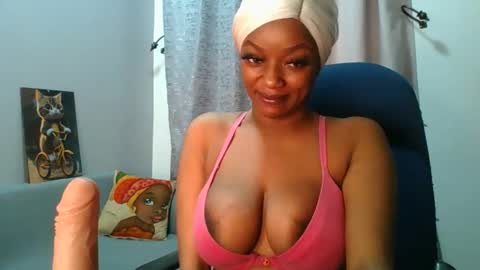 Snapshot of sexy_sweetcandy chatting on 10-19-25, 06:14 sexy sweetcandy online show from 10-19-25, 06:14