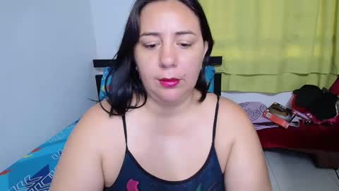 Snapshot of sexy_ticki chatting on 12-07-24, 02:57 janel online show from 12-07-24, 02:57