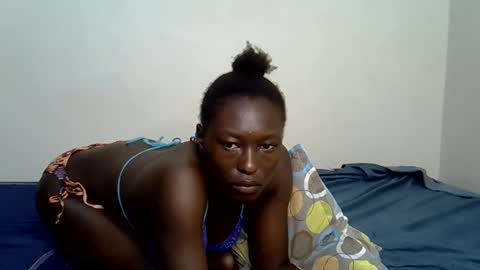 Im Zola online show from 05-12-26, 05:26