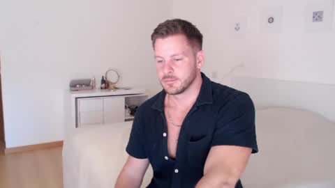 Snapshot of sexyandmarried chatting on 12-24-24, 01:28 sexyandmarried online show from 12-24-24, 01:28