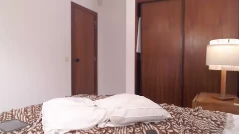 Snapshot of sexyandmarried chatting on 09-14-25, 09:47 sexyandmarried online show from 09-14-25, 09:47