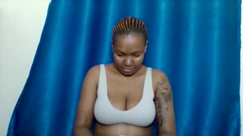 sexyapple2002 online show from 05-10-26, 08:14