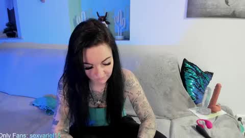 Snapshot of sexyariel15 chatting on 03-10-25, 10:34 SexyAriel15 online show from 03-10-25, 10:34