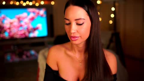 Sandra online show from 01-18-25, 10:39
