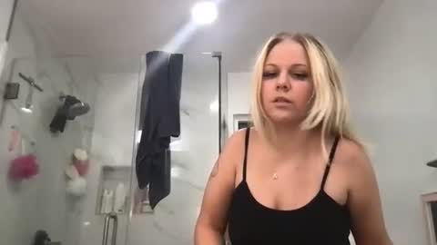 sexyasskay1 online show from 02-05-26, 03:44