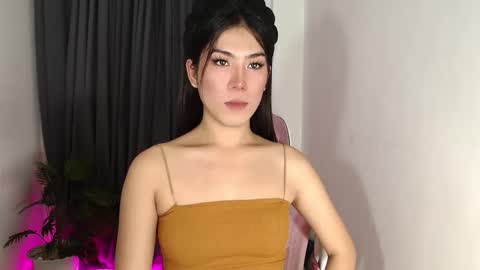 Lexie online show from 10-03-25, 02:47