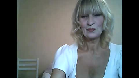 Snapshot of sexybabyforyou chatting on 10-15-25, 10:48 sexybabyforyou online show from 10-15-25, 10:48