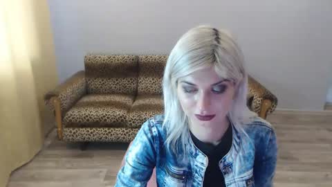 sexybeatriice online show from 01-07-25, 10:22