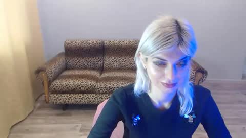 sexybeatriice online show from 01-11-25, 07:06