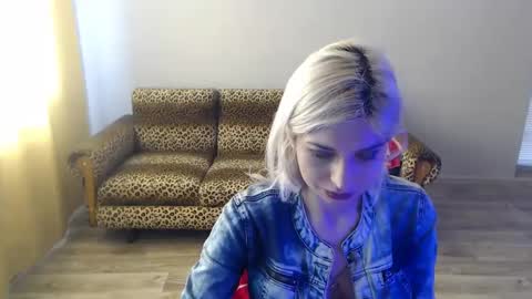 sexybeatriice online show from 03-06-25, 07:14
