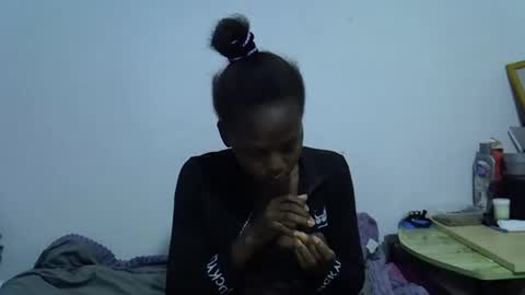 sexybeiby1 online show from 05-06-26, 01:47
