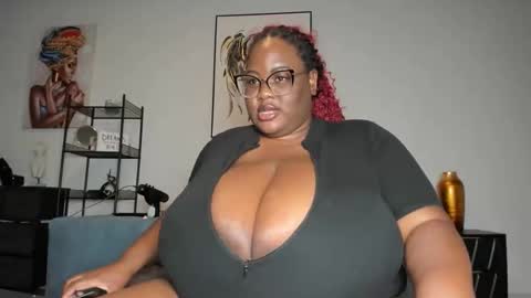 sexyblackhugetits online show from 12-03-25, 05:00