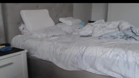 Sexyblonde4u58 online show from 10-23-25, 06:23