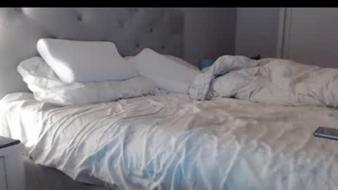 Sexyblonde4u58 online show from 10-29-25, 04:15