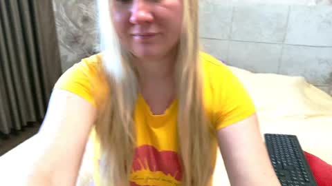 Lana online show from 04-06-26, 04:46