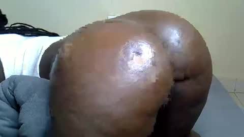 sexybooty_4545 online show from 10-13-25, 01:16