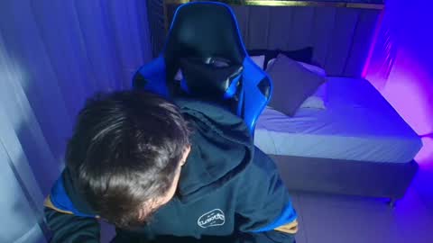 owen sky online show from 10-08-25, 12:14