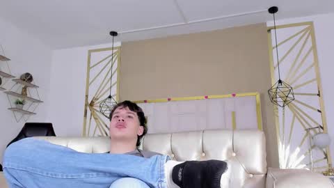 owen sky online show from 10-22-25, 11:54