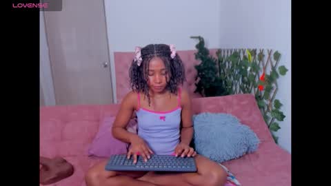 Snapshot of sexybrunnetem chatting on 02-14-26, 07:05 sofia online show from 02-14-26, 07:05