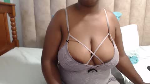 sexybustyxx online show from 01-15-26, 02:43