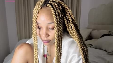 Snapshot of sexycabdy chatting on 10-13-25, 12:21 sexycabdy online show from 10-13-25, 12:21