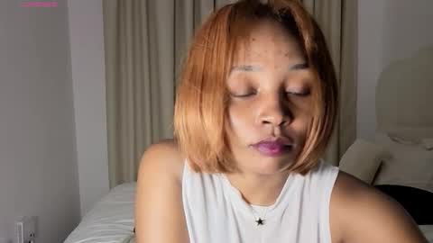 Snapshot of sexycabdy chatting on 10-19-25, 05:02 sexycabdy online show from 10-19-25, 05:02