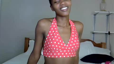 Snapshot of sexycarll9 chatting on 06-09-26, 08:31 Britney online show from 06-09-26, 08:31