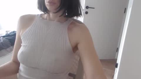 Snapshot of sexycat34 chatting on 03-30-26, 12:39 AnnafromVenus online show from 03-30-26, 12:39