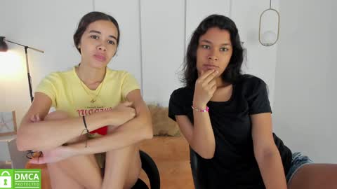 Snapshot of sexychanell_18 chatting on 12-23-24, 01:03 chanell and yina online show from 12-23-24, 01:03