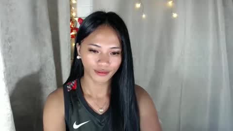 Snapshot of sexycheng chatting on 09-25-25, 05:27 Miss Cheng online show from 09-25-25, 05:27