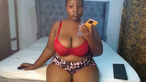 Snapshot of sexychocco_ chatting on 01-08-25, 09:21 sexychocco online show from 01-08-25, 09:21