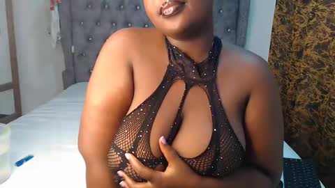 Snapshot of sexychocco_ chatting on 01-10-25, 09:23 sexychocco online show from 01-10-25, 09:23