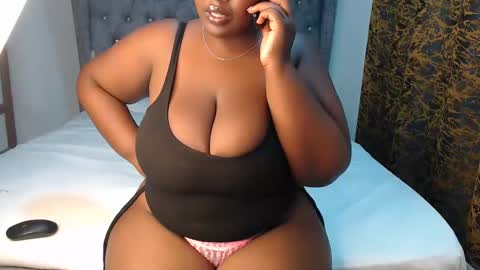 Snapshot of sexychocco_ chatting on 01-16-25, 06:06 sexychocco online show from 01-16-25, 06:06