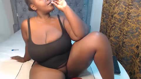 Snapshot of sexychocco_ chatting on 01-23-25, 10:01 sexychocco online show from 01-23-25, 10:01